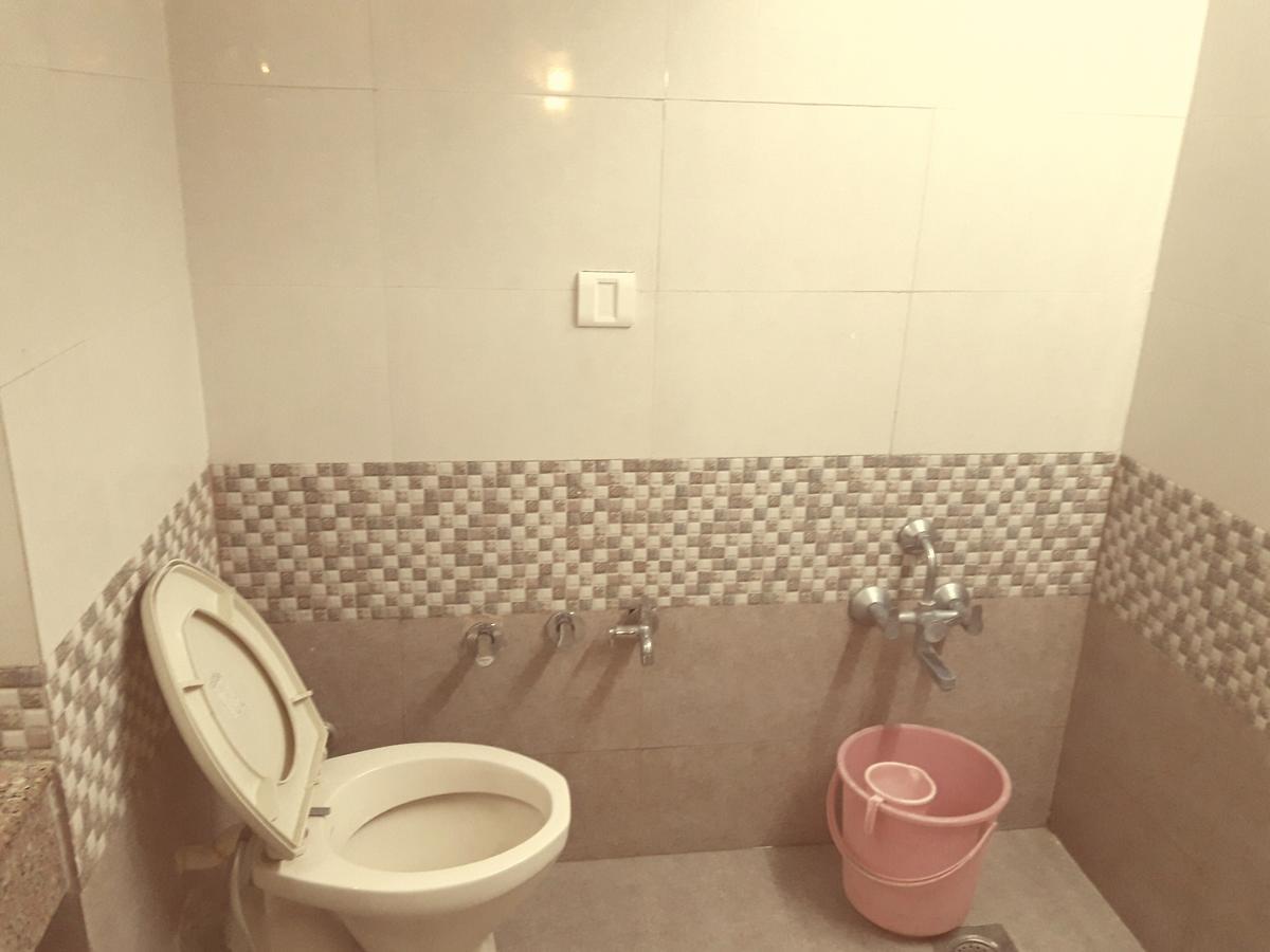 Hotel Bluehill Bhavnagar Exterior foto